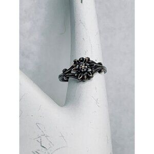 Vintage Sterling Silver Flower Pinky Ring Signed  Size 3.75 (356)